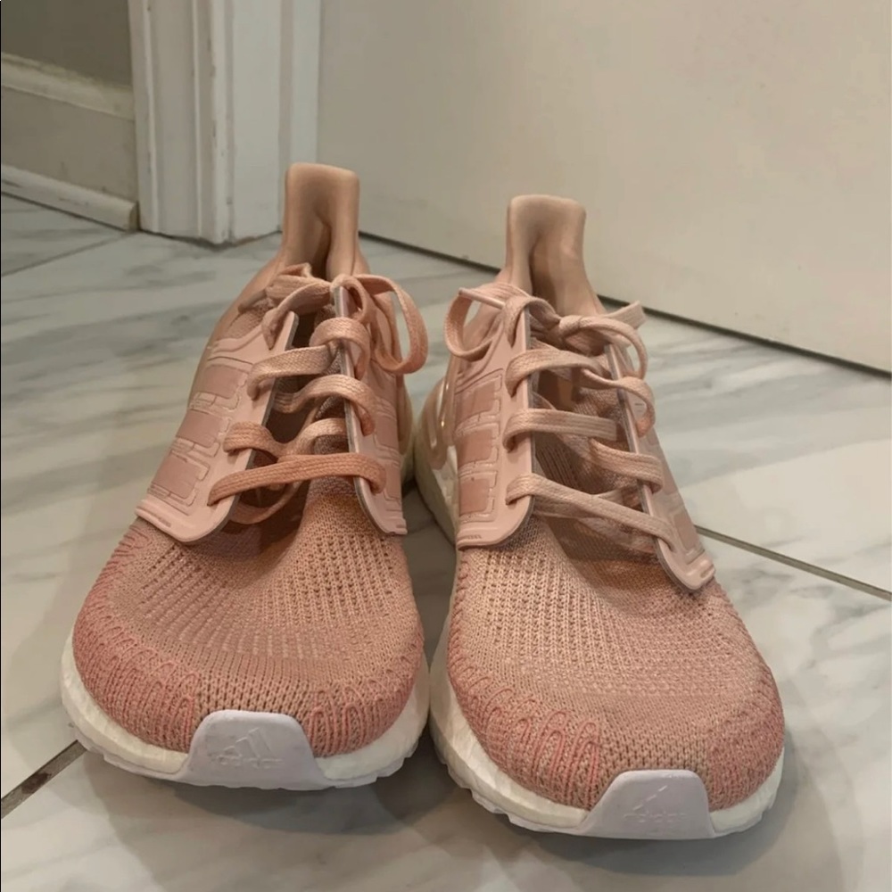 Adidas Ultraboost 20